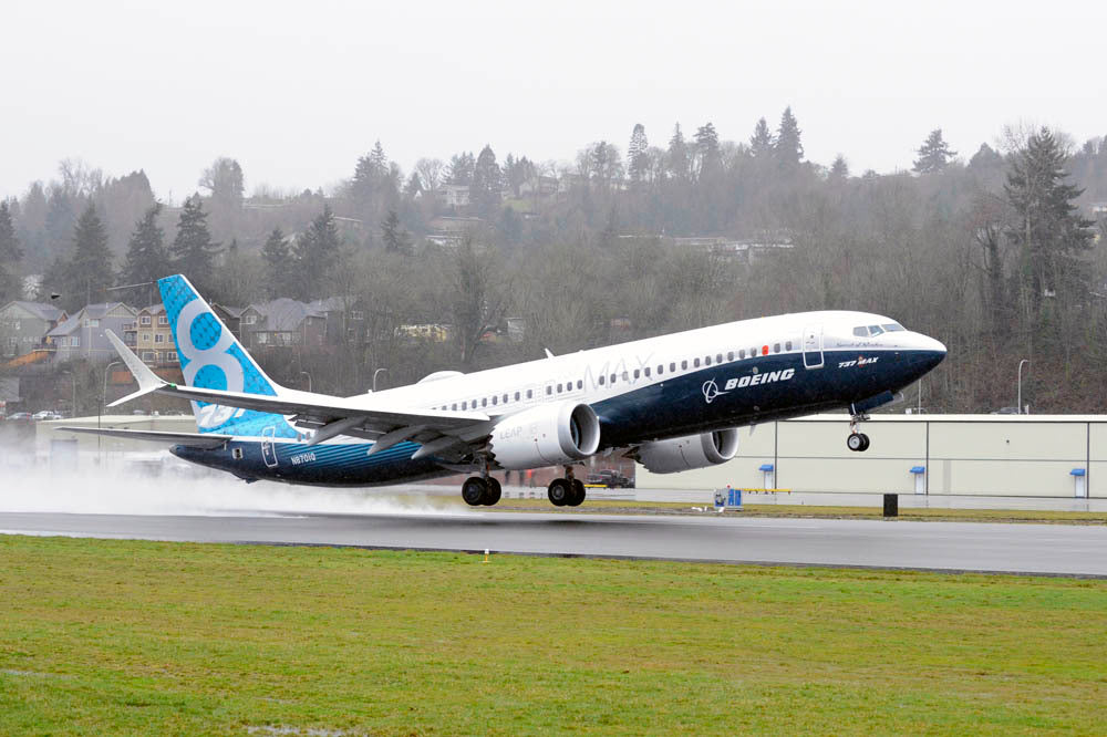 737 MAX Takes Off on its First Flight from Renton Field BI46942
