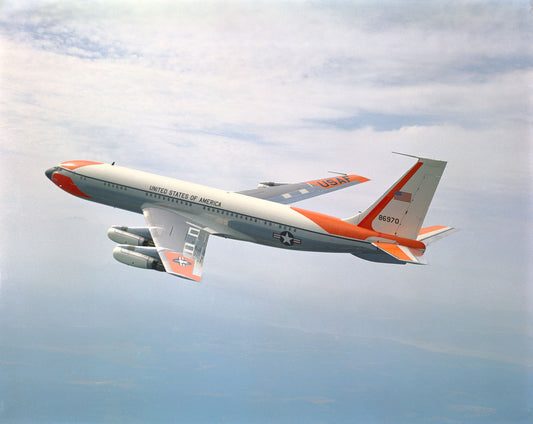 VC-137A in Flight BI24510