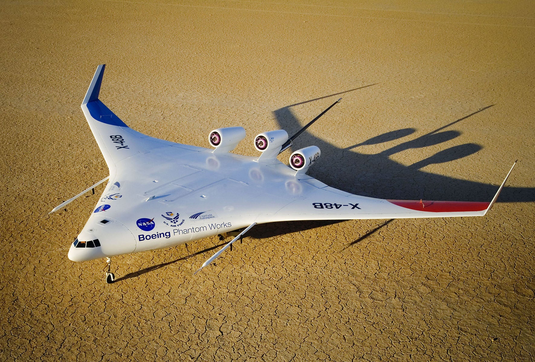 X-48B Blended Wing Body (BWB) BI220841