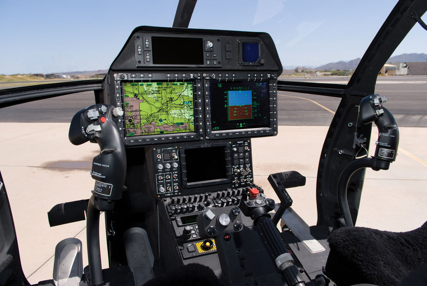 AH-6 Cockpit BI231965