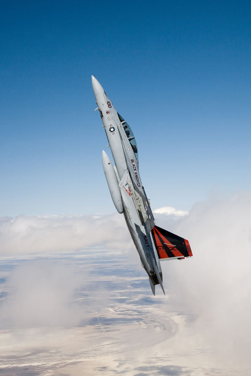 US Navy F/A-18F Super Hornet in Vertical Climb BI232423