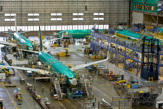 737 Assembly Line in Renton, April 2013 BI233864