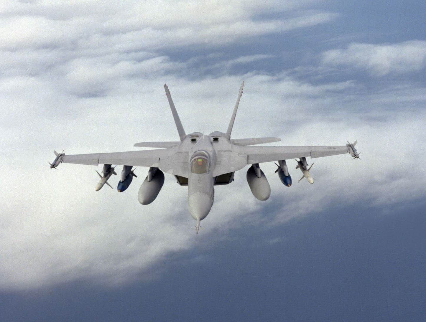 F/A-18E/F Super Hornet in Flight BI2754