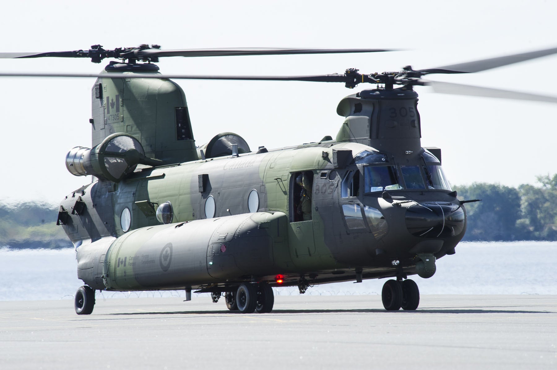 Boeing CH-147F Taxis on Flight Ramp BI4854