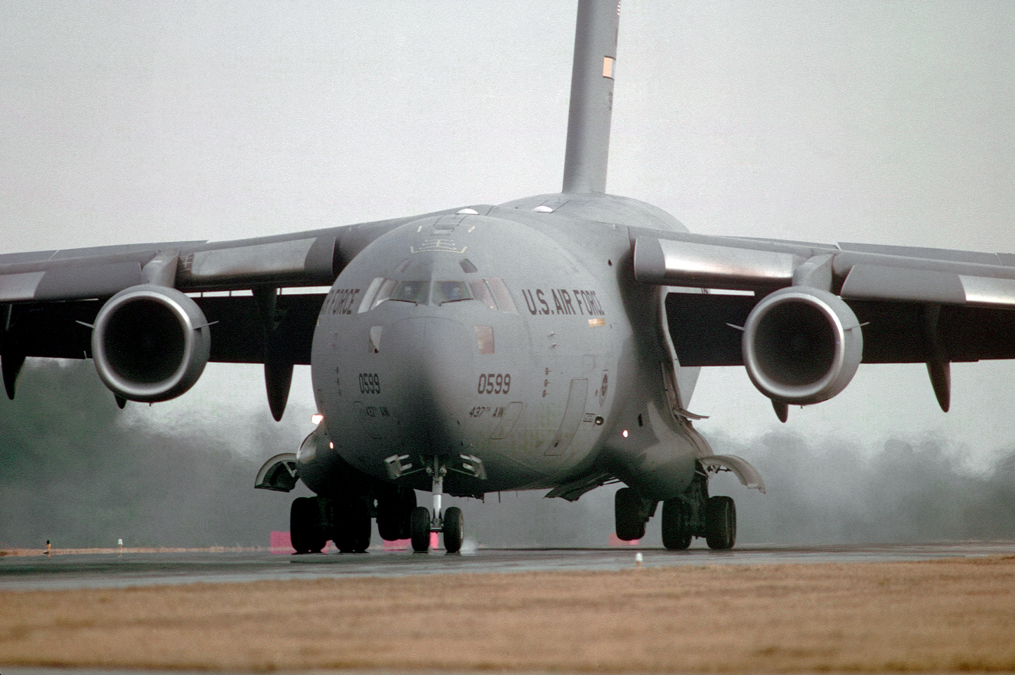 C-17 Globemaster III Taking Off BI24212