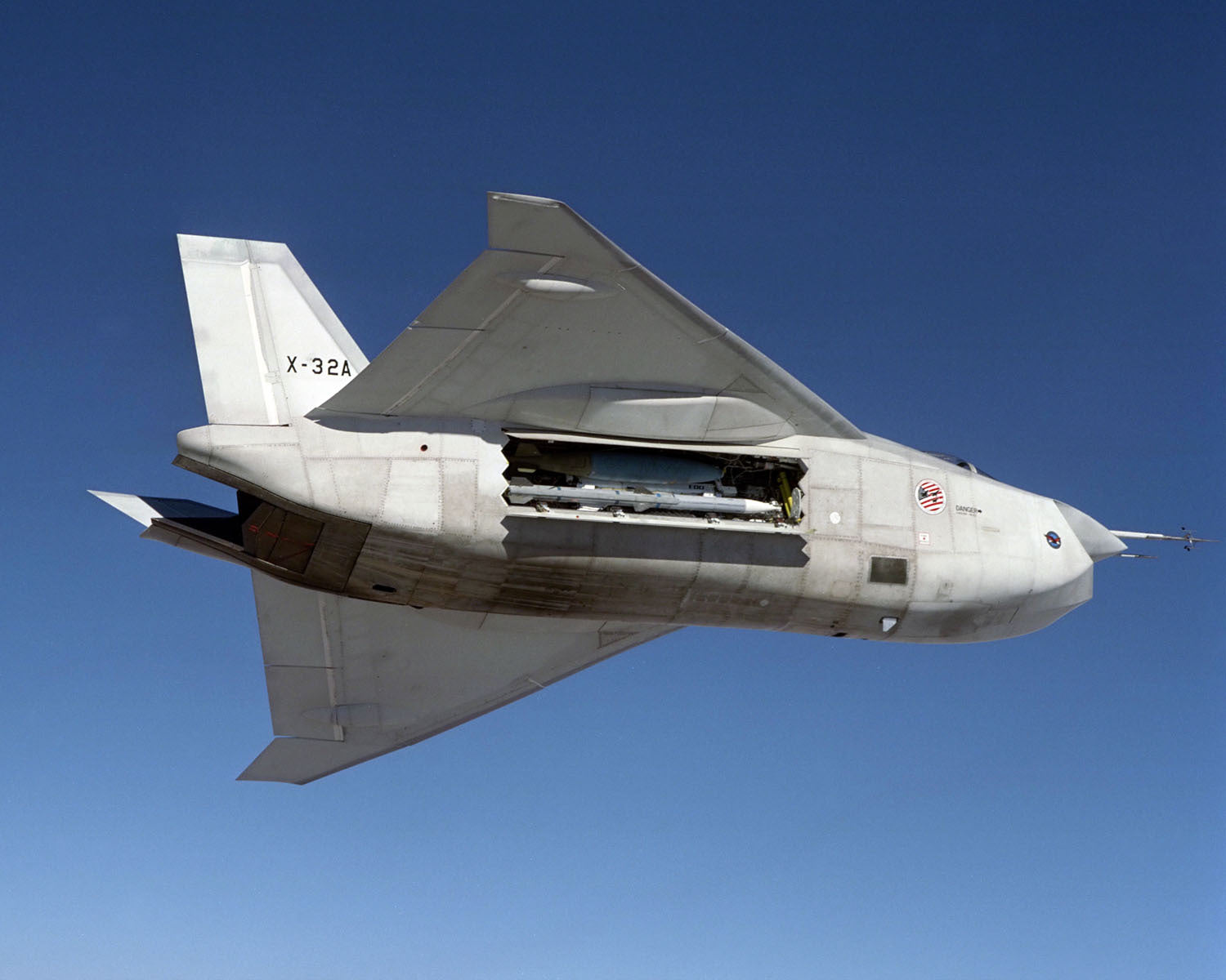 Boeing Completes JSF X-32A Flight Test with Loaded Weapons Bay BI228293