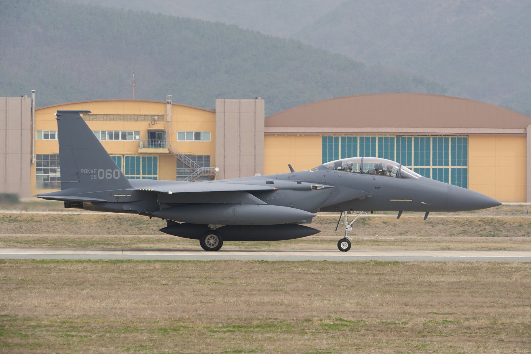 Final Boeing F-15K Arrives in Korea, April 3, 2012 BI233174
