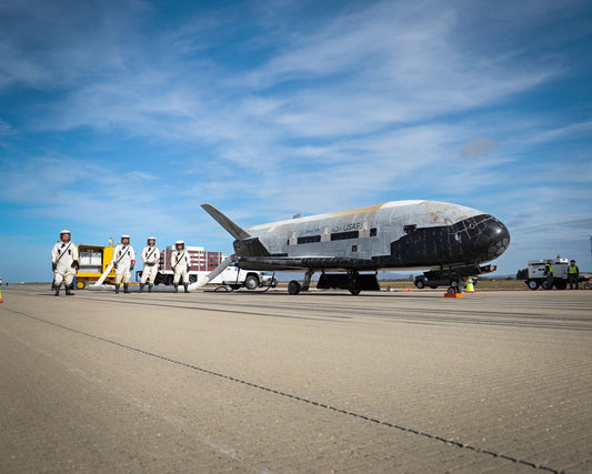 Boeing-built X-37B Orbital Test Vehicle Successfully Completes 3rd Flight BI44720
