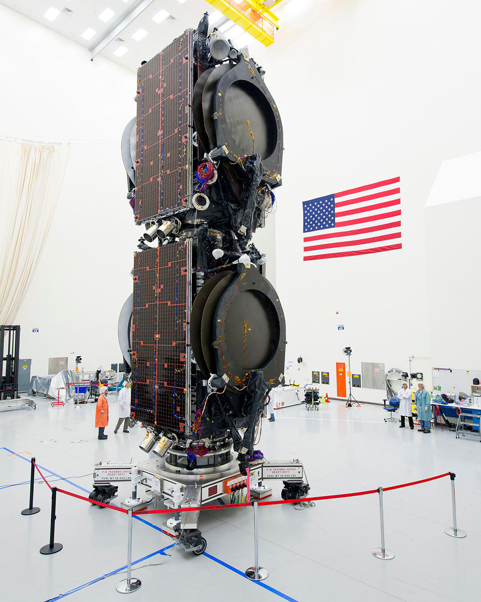 Boeing Stacks Two Satellites to Launch as a Pair BI44838